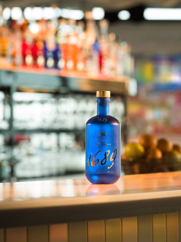 1689 Dutch Dry Gin